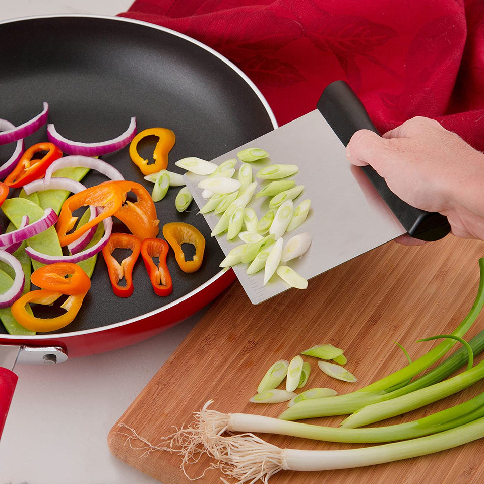 Bench Scraper for Vegetables